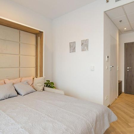 Kasprzaka 29 - Bezplatny Parking - Free Parking - Piekny Widok Na Centrum Miasta - Duzy Balkon - Smart Tv 55 Cali - Wifi - Better Rental Varsóvia Exterior foto