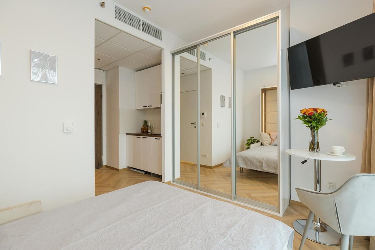 Kasprzaka 29 - Bezplatny Parking - Free Parking - Piekny Widok Na Centrum Miasta - Duzy Balkon - Smart Tv 55 Cali - Wifi - Better Rental Varsóvia Exterior foto